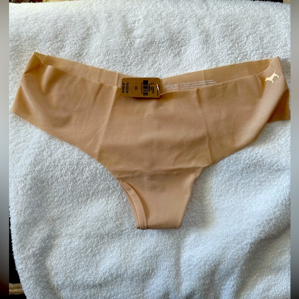 VICTORIA’S SECRET PINK THONG